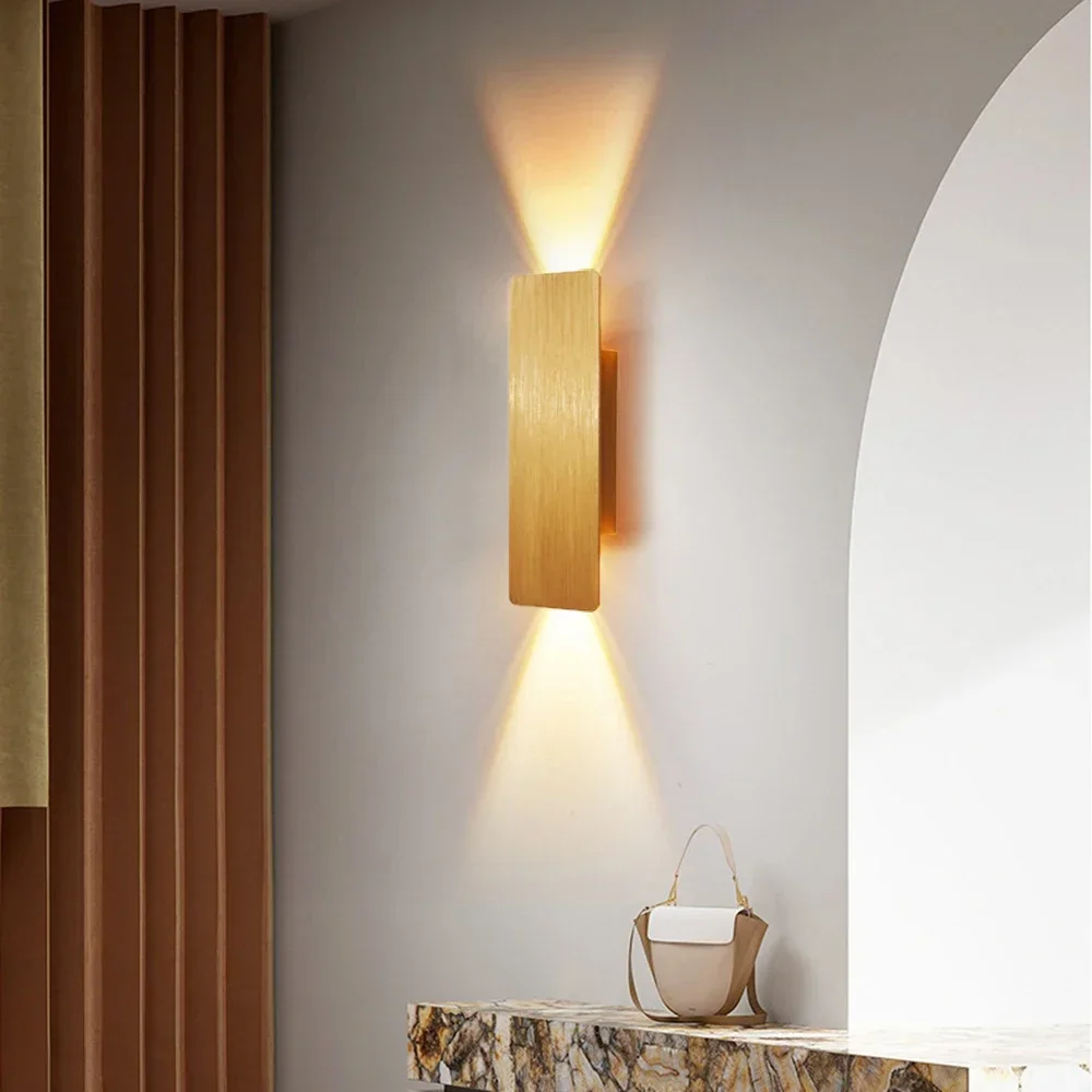 Einfache LED-Innenwandleuchte, – Decor Lighting Cy Bewertung und Preis