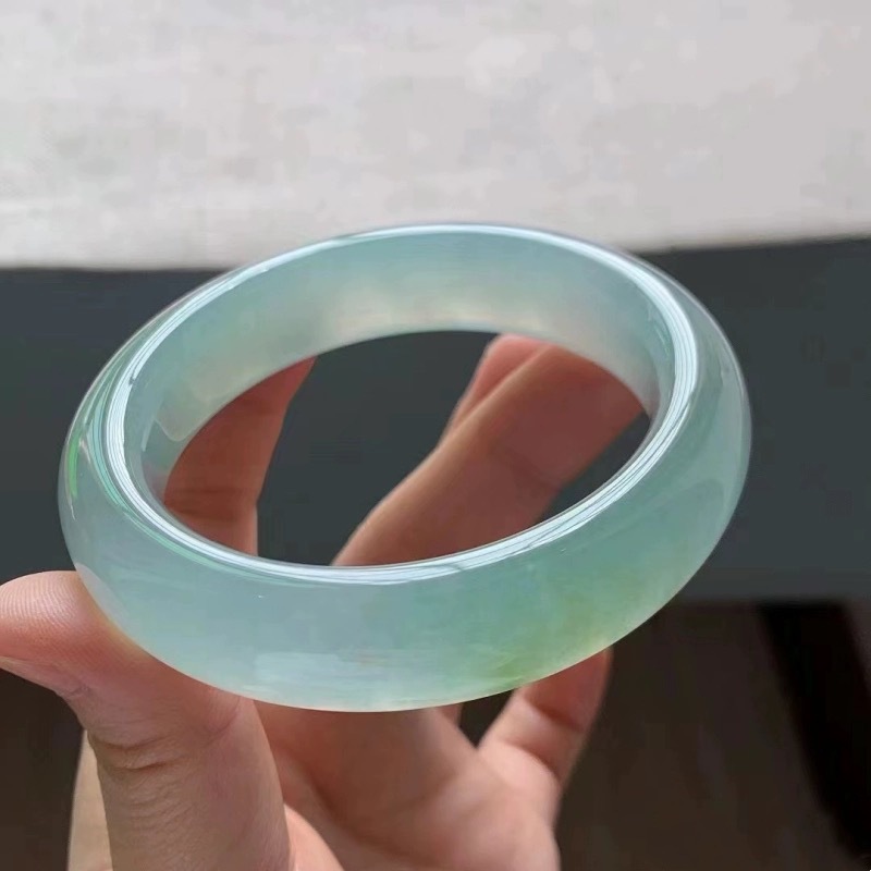 Helles Eisjade-Armband für Mäd – Lighting & Home Decor Studio Photos Bewertung und Preis