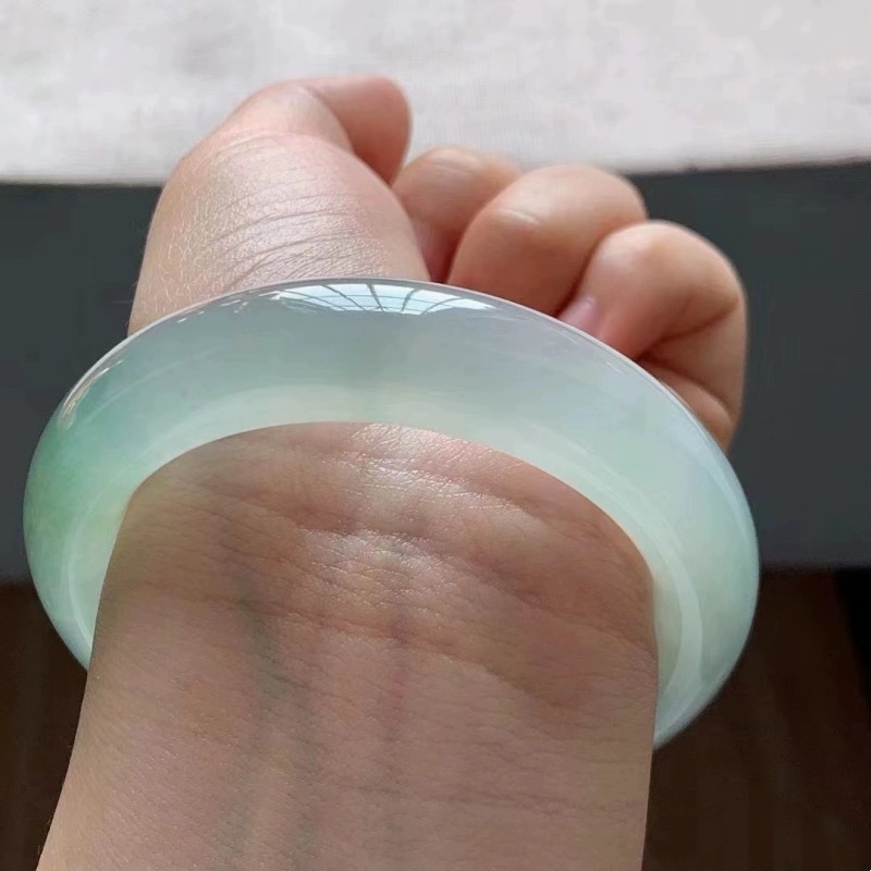 Helles Eisjade-Armband für Mäd – Lighting & Home Decor Studio Photos Bewertung und Preis